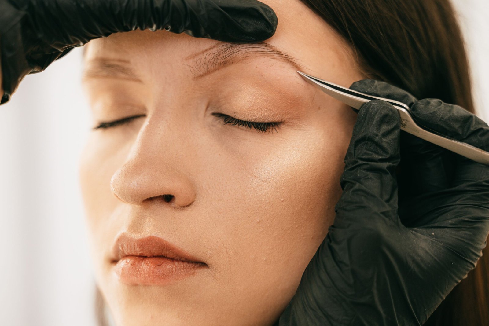 Eyebrow Shapes — The Complete Guide for Every Face Shape